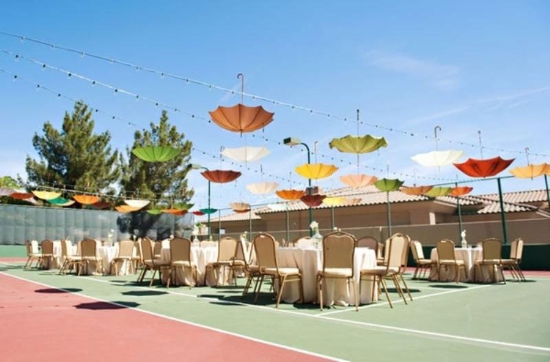 reception mariage sur terrain de tennis